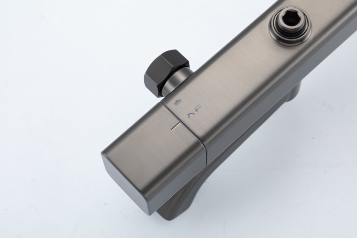 Душевая стойка со смесителем Gappo G18 G2418-29, латунь цвет оружейная сталь