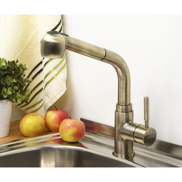 Смеситель для кухни с выдвижной лейкой Wasserkraft А8237