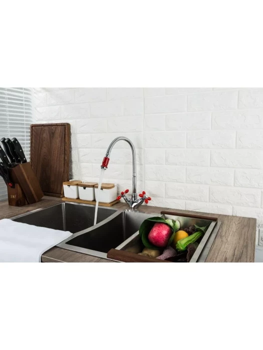 Смеситель Frud R43127-10, для кухни с гибким изливом, вентильный, красный