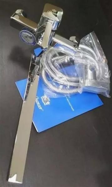 Смеситель для ванны Ganzer GZ05041