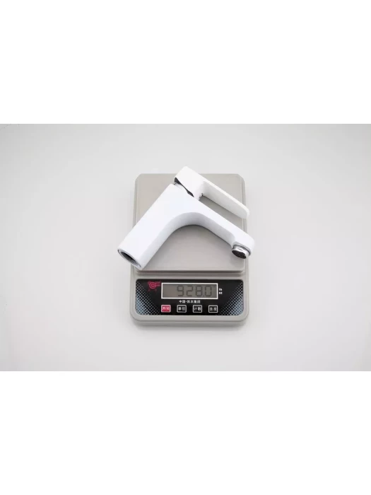 Смеситель Frud R10301-2, для раковины, фиксированный, аэратор, белый