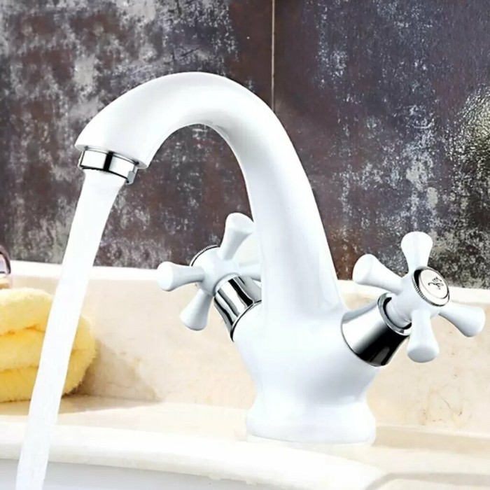 Смеситель Frud R10332, для раковины, двухрычажный, керамический картридж