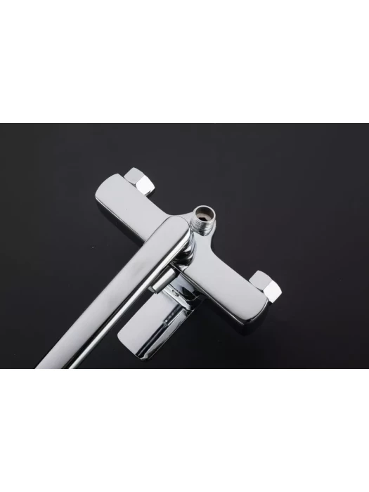Смеситель для ванны Frud R22131 с душевой лейкой, однорычажный, хром