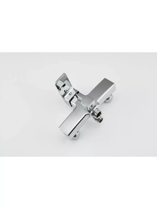 Смеситель для ванны Frud R22151 с душевой лейкой, однорычажный, хром