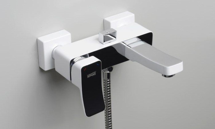 Смеситель для ванны Wasserkraft 1061W