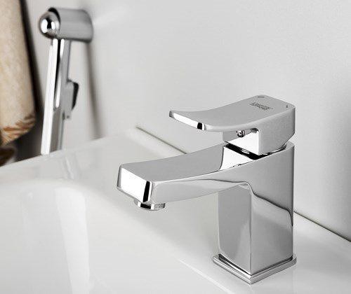 Смеситель для раковины с гигиенической лейкой Wasserkraft 1068
