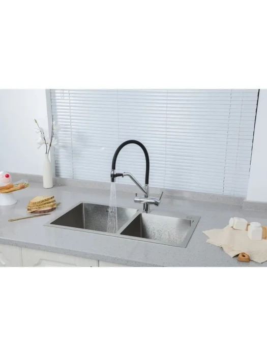 Смеситель для кухни Gappo G4398-80 с гибким изливом, латунь, хромированный,  черный